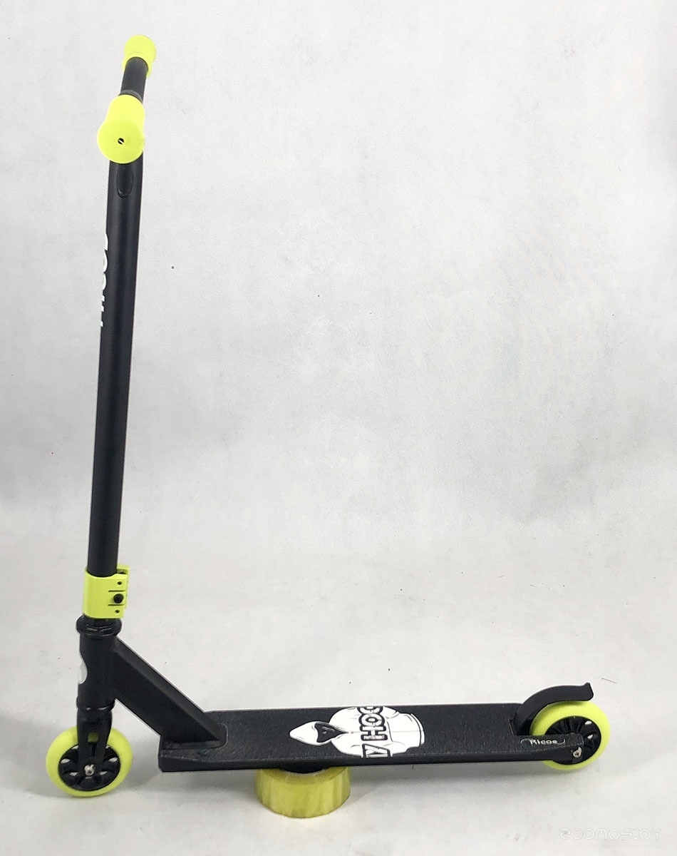   Ricos Hurricane ST10A ()     