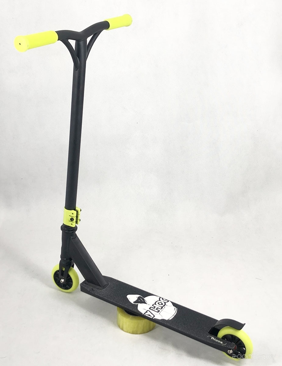   Ricos Hurricane ST10A ()     