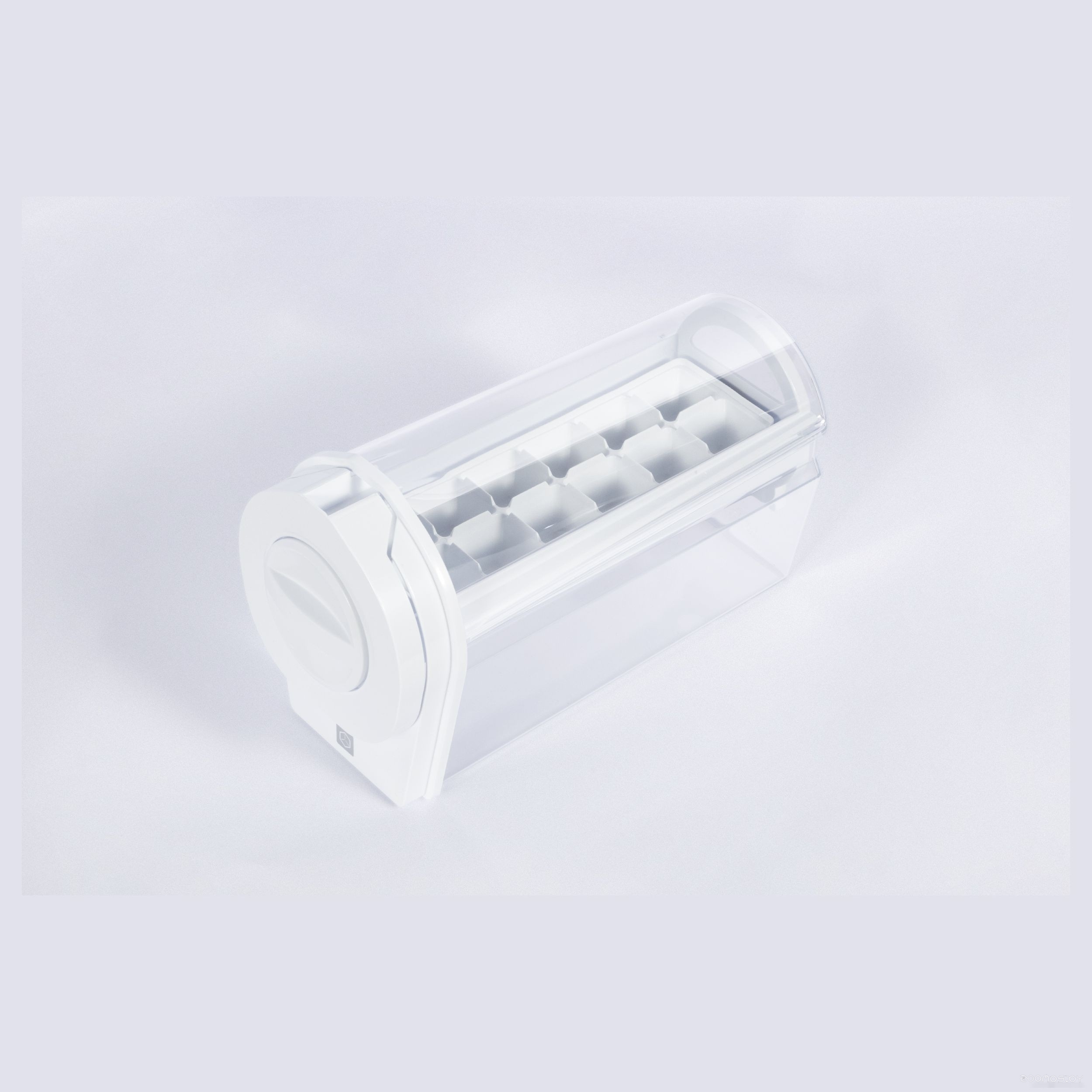 ����������� side by side Korting KNFS 93535 GW �  �������� ������� �������