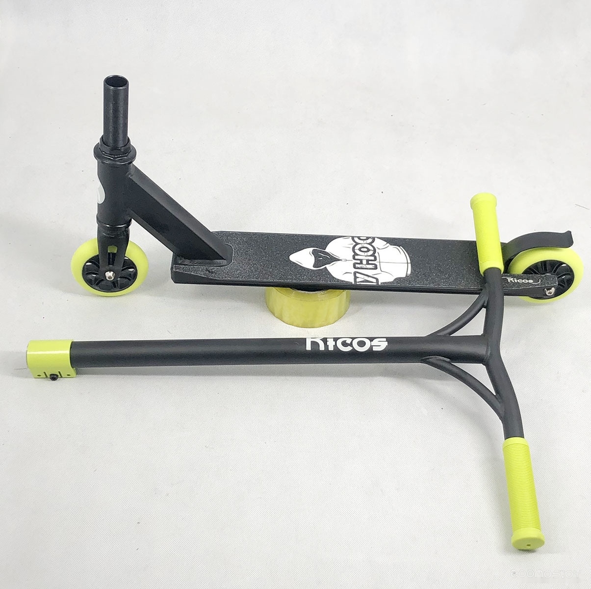   Ricos Hurricane ST10A ()     